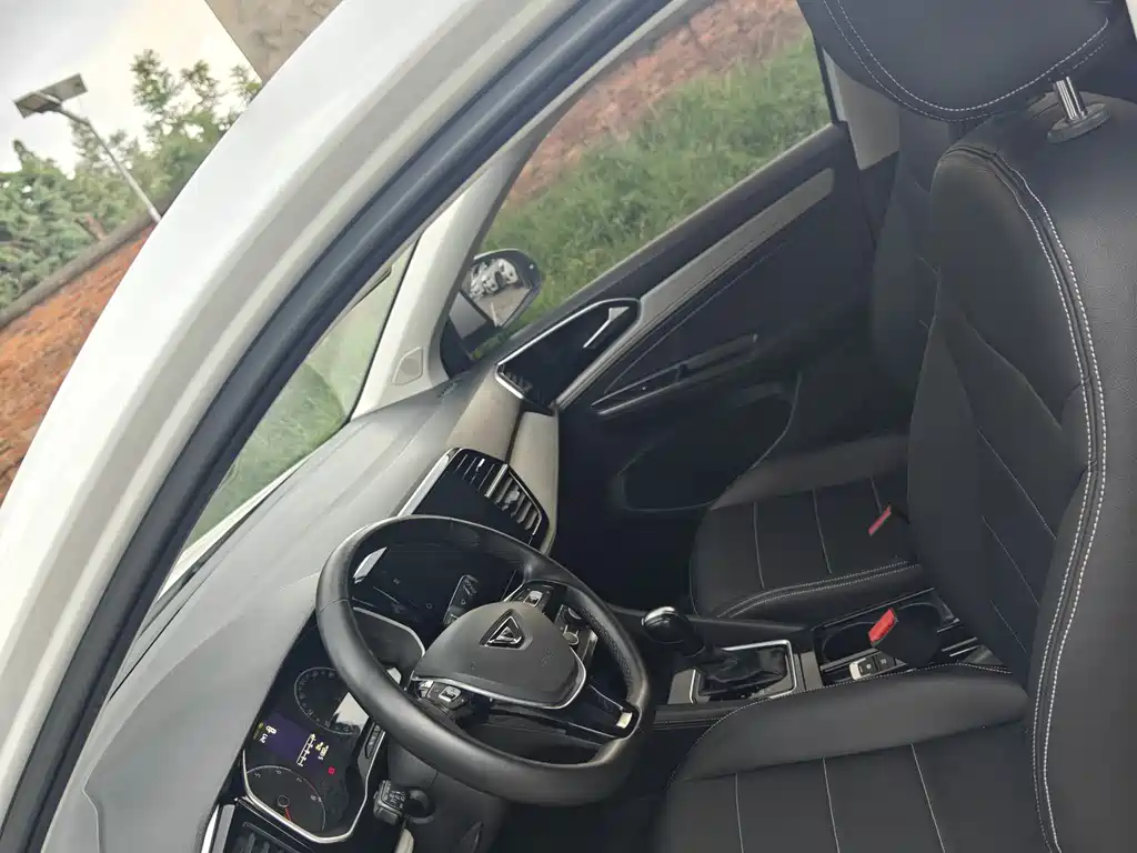 Jetta VS5 2023
