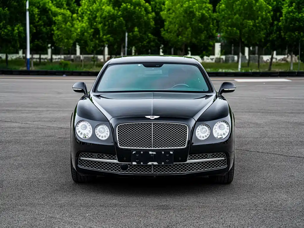 Bentley Flying Spur 2014 — фото 4