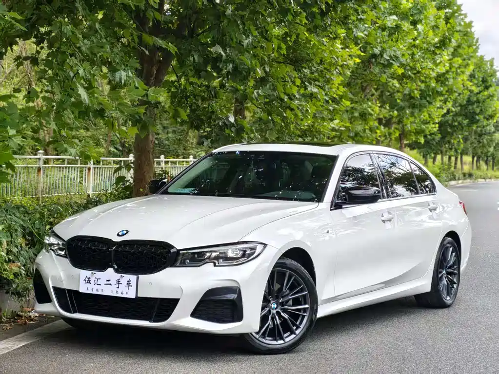 BMW 3 Series 2021