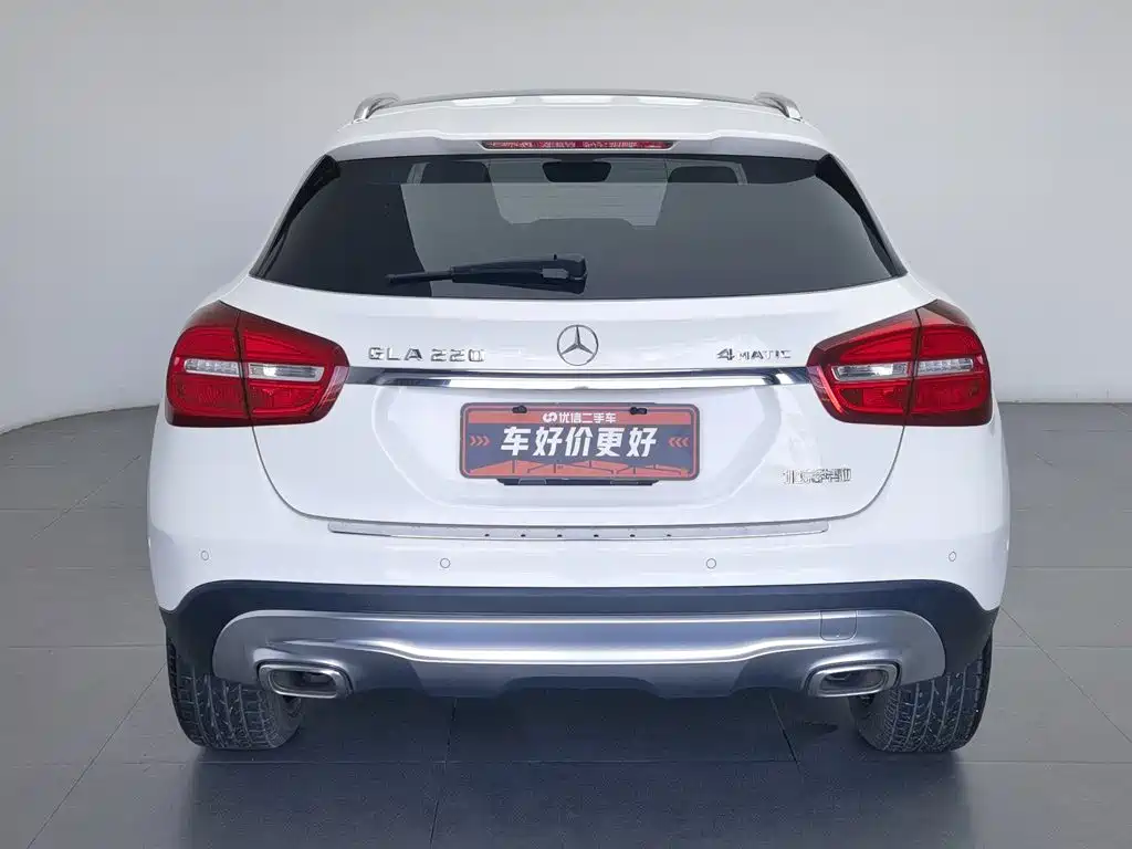Mercedes-Benz GLA 2015