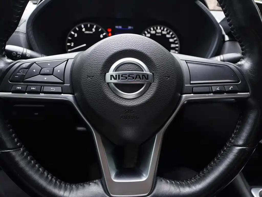 Nissan Sylphy 2020 — фото 17
