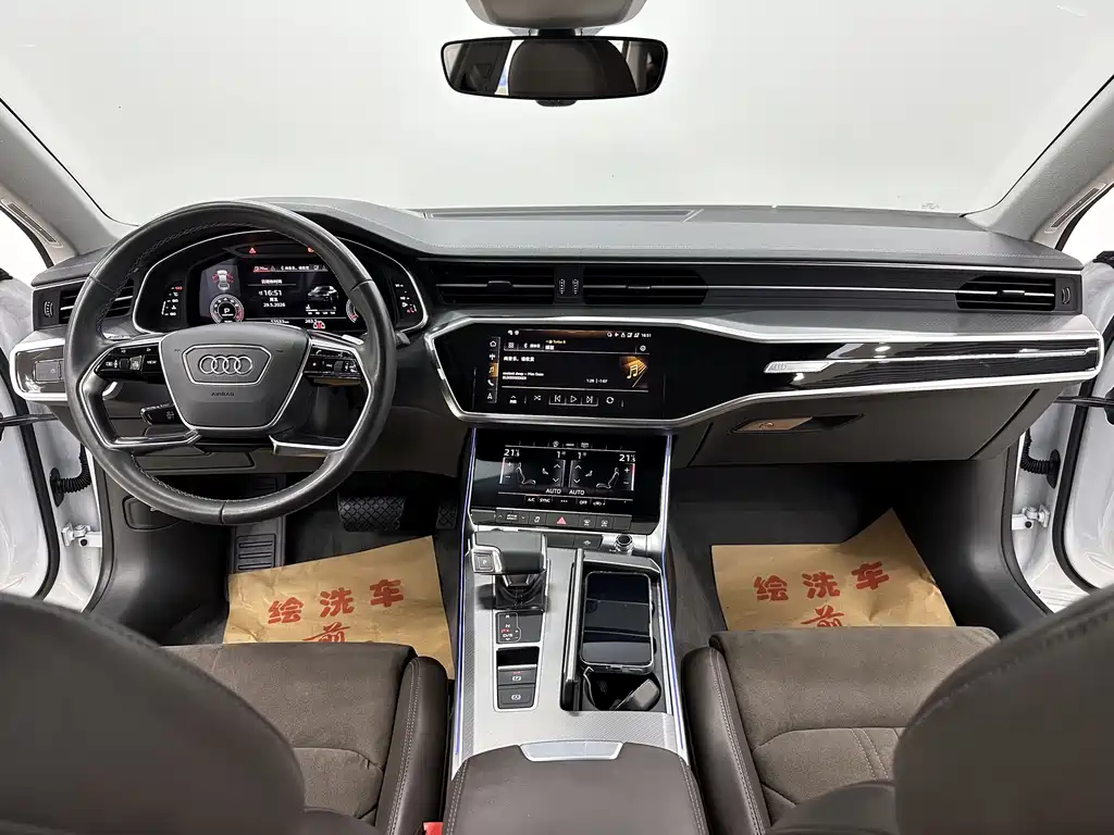 Audi A7L 2023 — фото 12