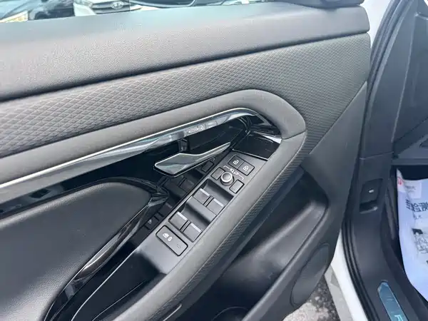 Land Rover Range Rover Evoque 2022