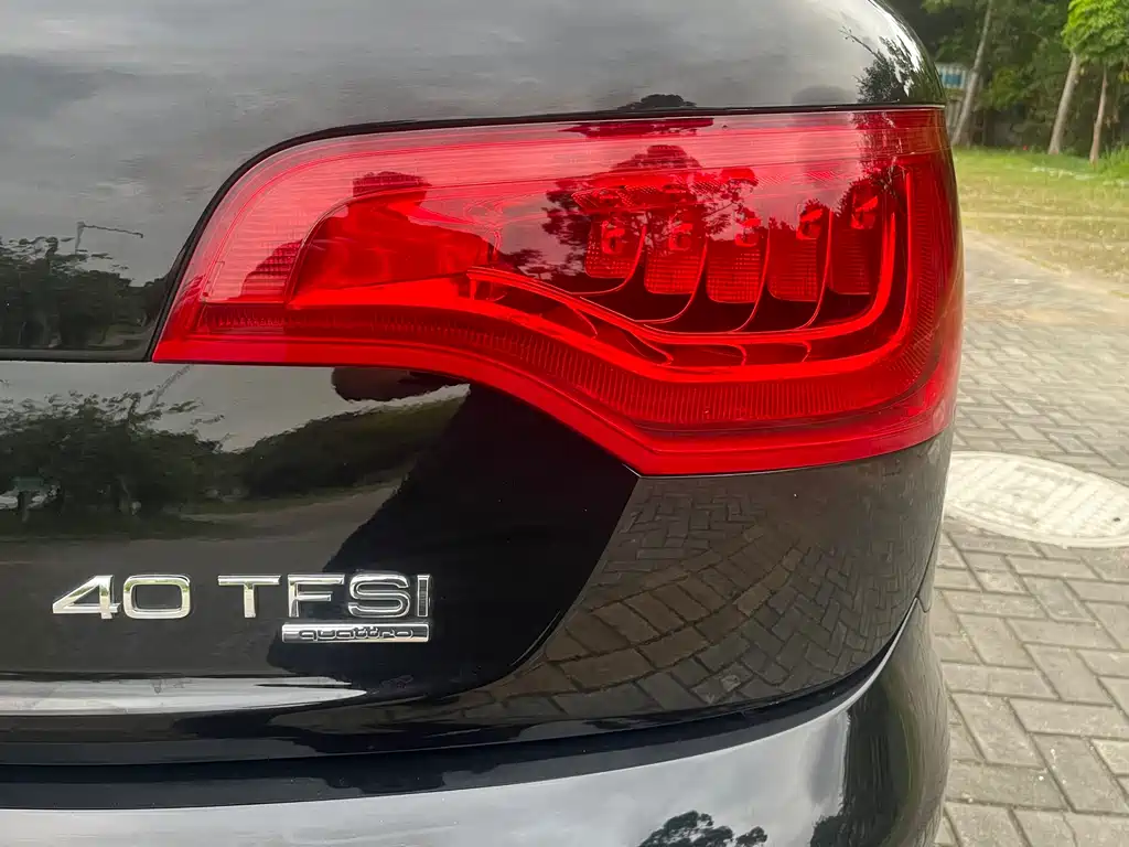 Audi Q7 2015 — фото 17