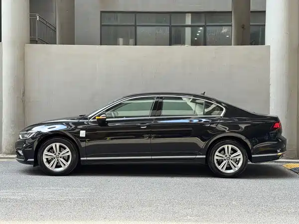 Volkswagen Magotan 2023