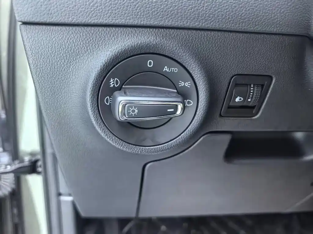 Skoda Karoq 2020 — фото 16