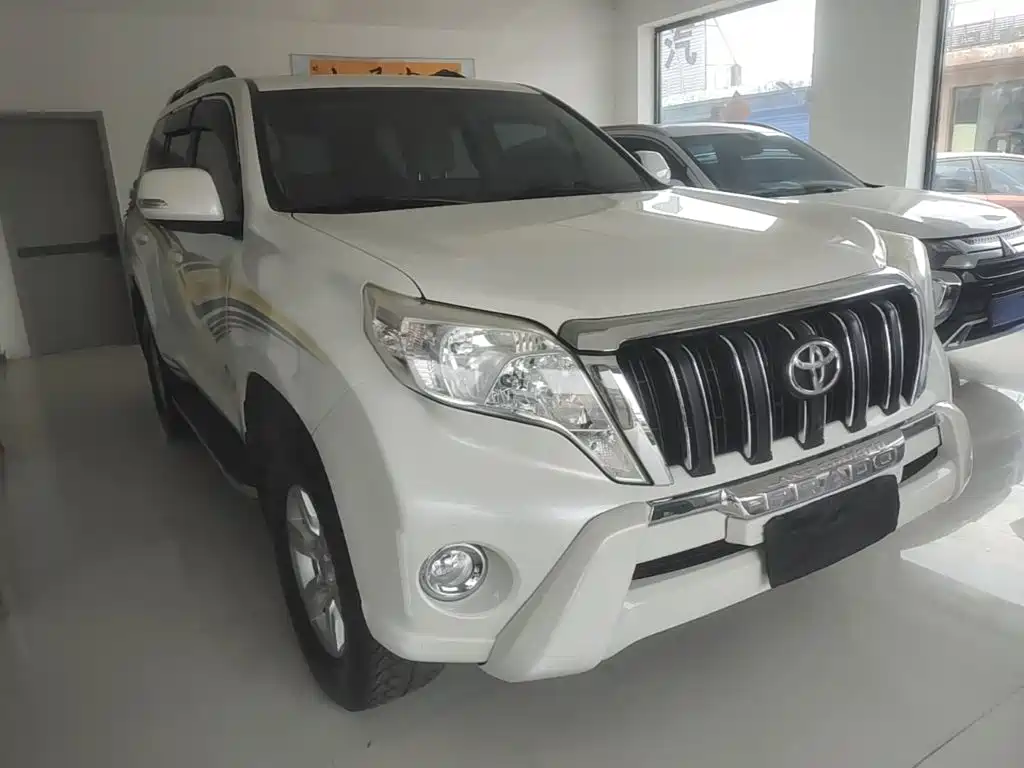 Toyota Prado 2016 — фото 4