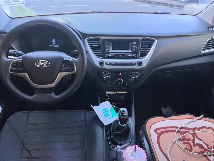 Hyundai Verna 2020 — фото 12