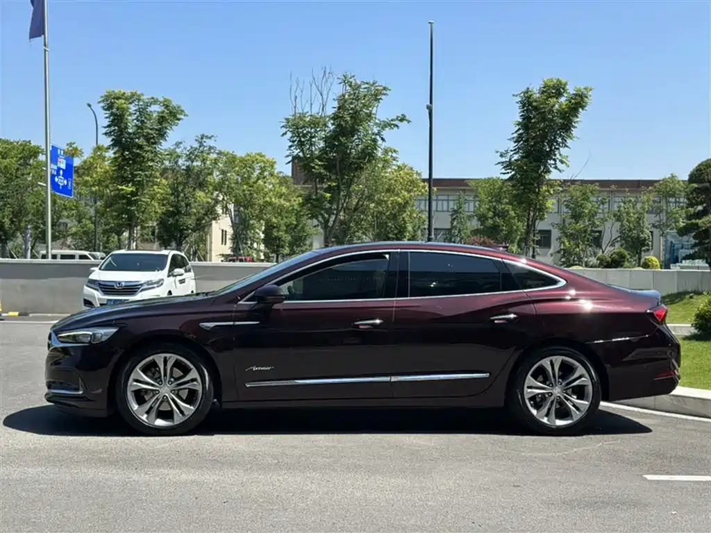 Buick LaCrosse 2022 — фото 14