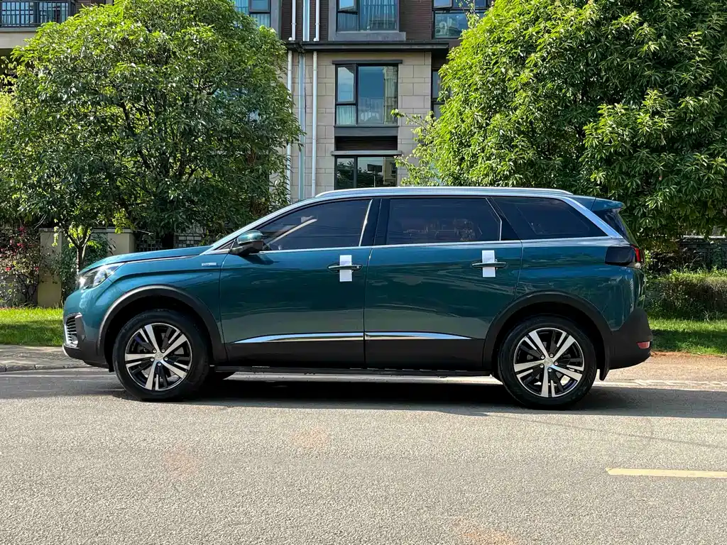 Peugeot 5008 2018 — фото 5