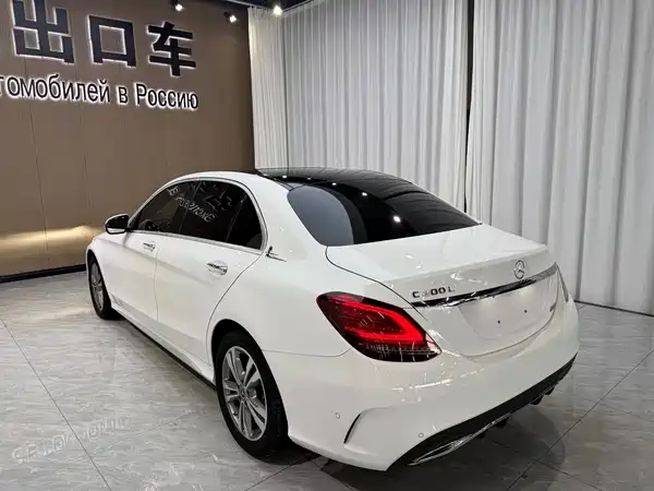 Mercedes-Benz C-Class 2021