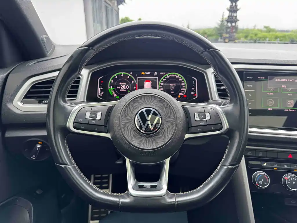 Volkswagen T-Roc 2022 — фото 15
