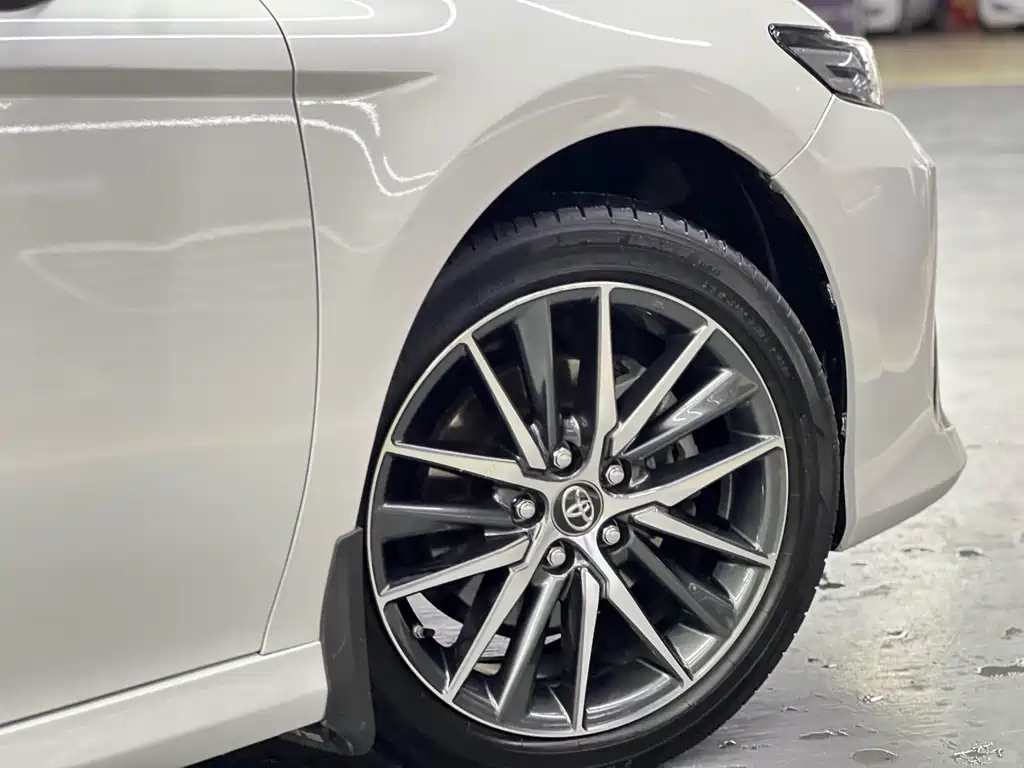 Toyota Camry 2021