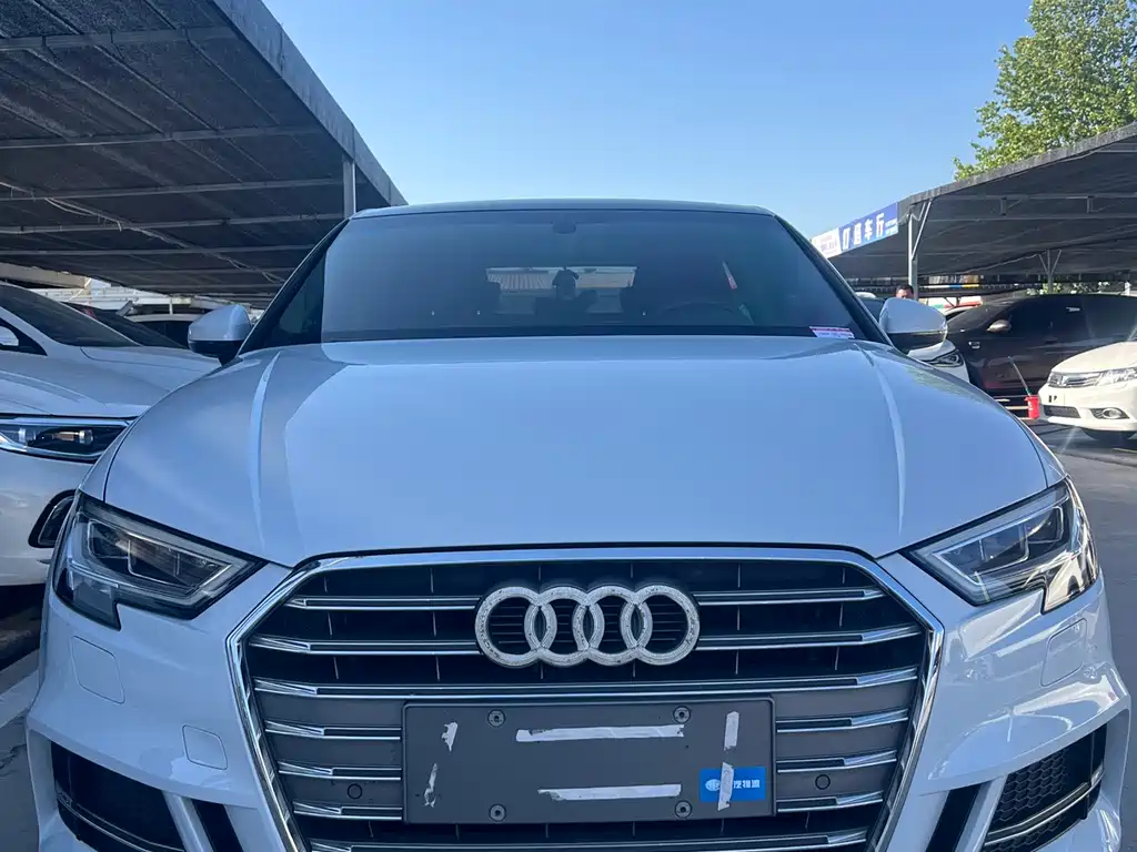 Audi A3 2020 — фото 2