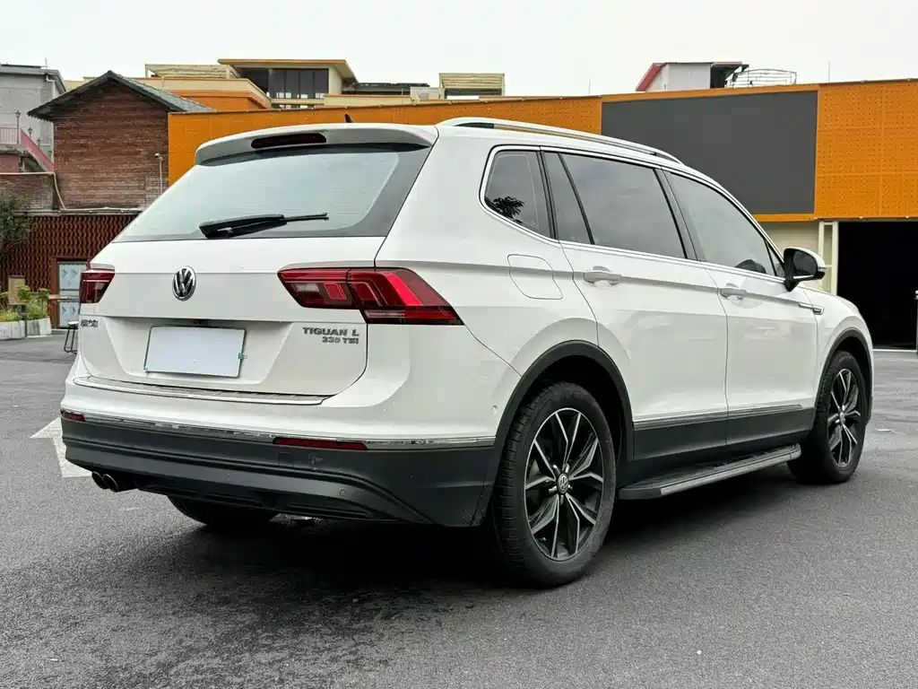 Volkswagen Tiguan L 2019 — фото 9