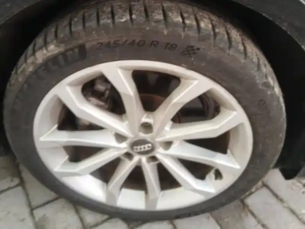 Audi A4L 2019