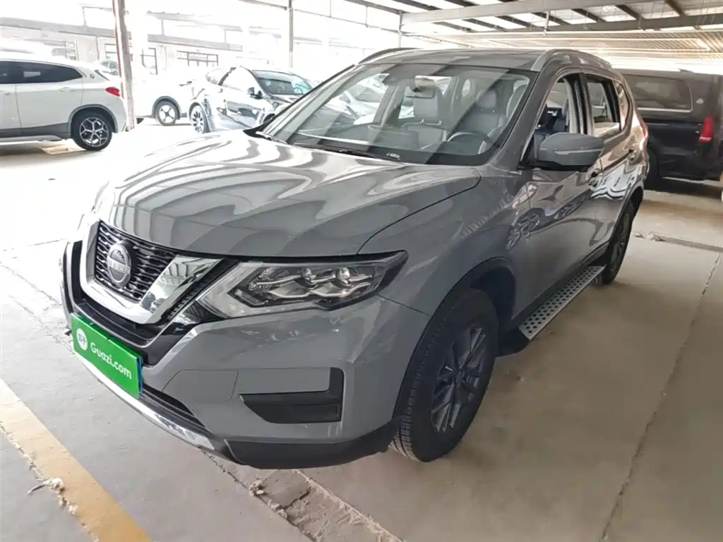 Nissan X-Trail 2025