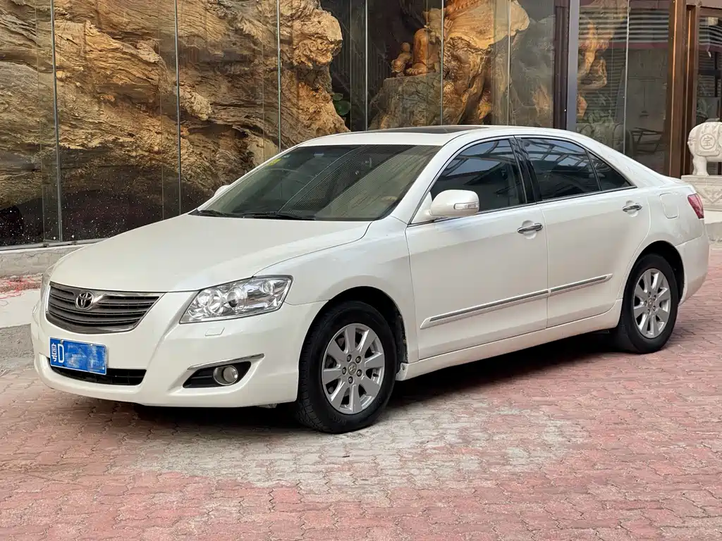 Toyota Camry 2007 — фото 1