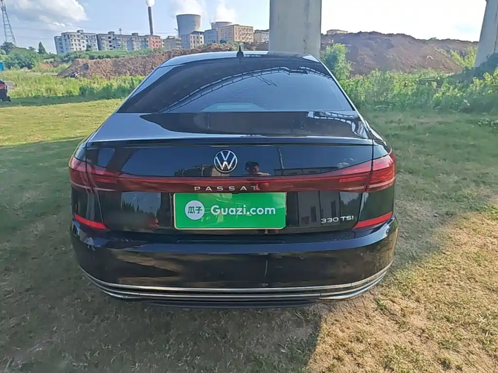 Volkswagen Passat 2022