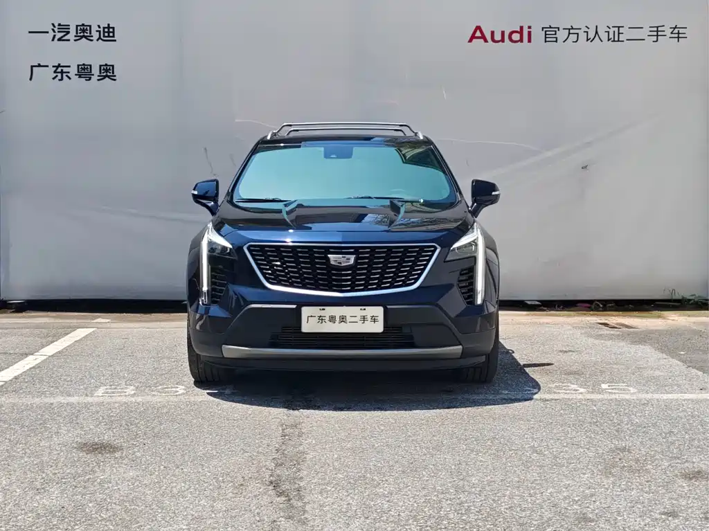 Cadillac XT4 2022 — фото 2