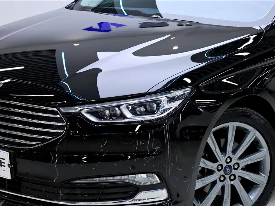 Ford Taurus 2020 — фото 10