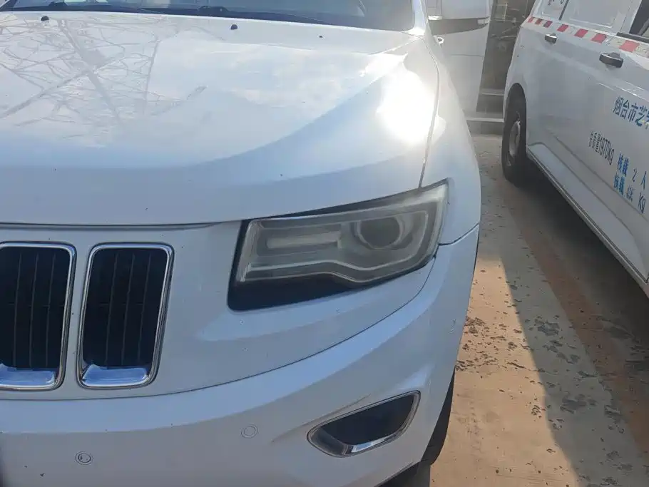 Jeep Grand Cherokee 2014