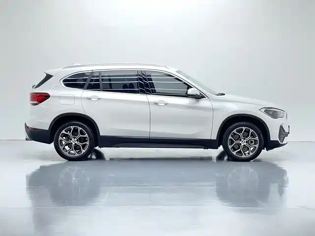 BMW X1 2023 — фото 7