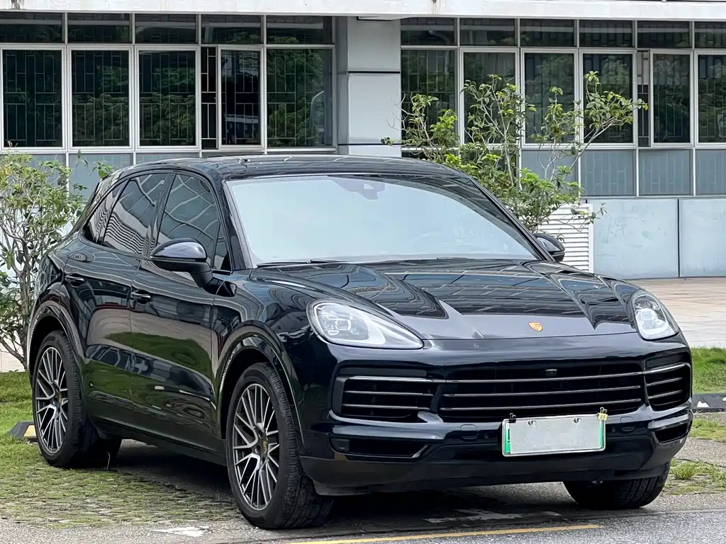 Porsche Cayenne Hybrid 2023 — фото 3