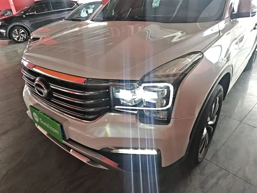 GAC Motor Trumpchi GS8 2017 — фото 24