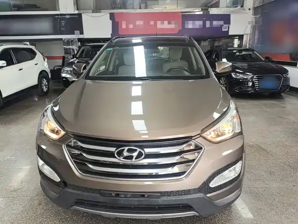 Hyundai Santa Fe 2015