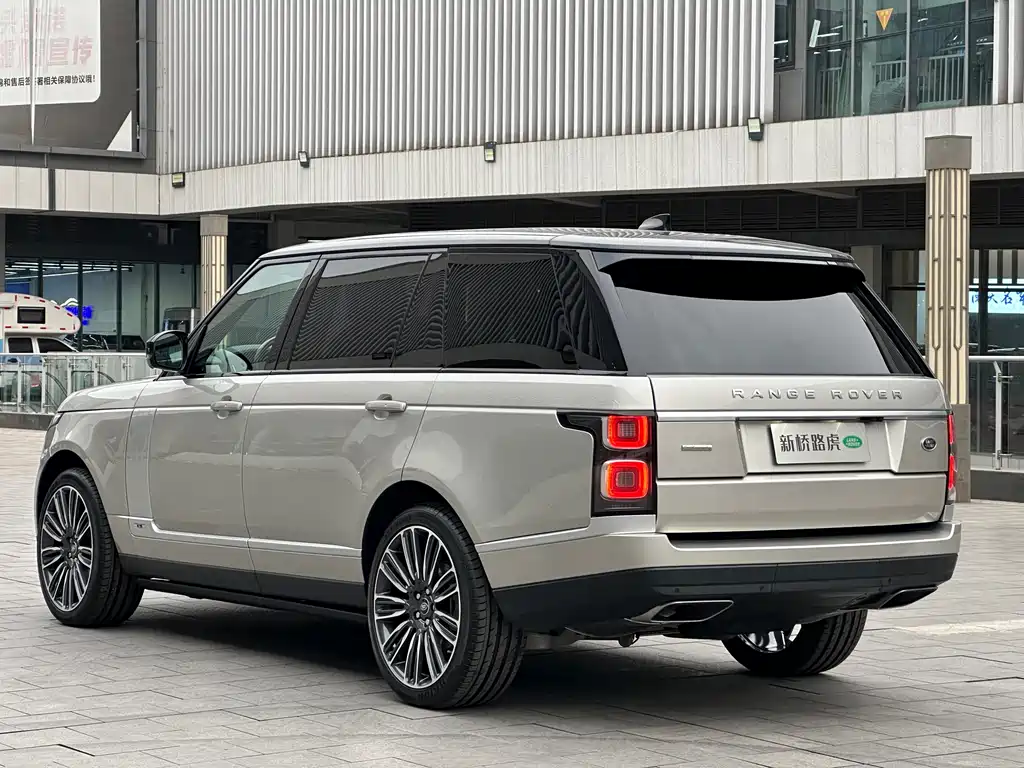 Land Rover Range Rover 2019 — фото 20