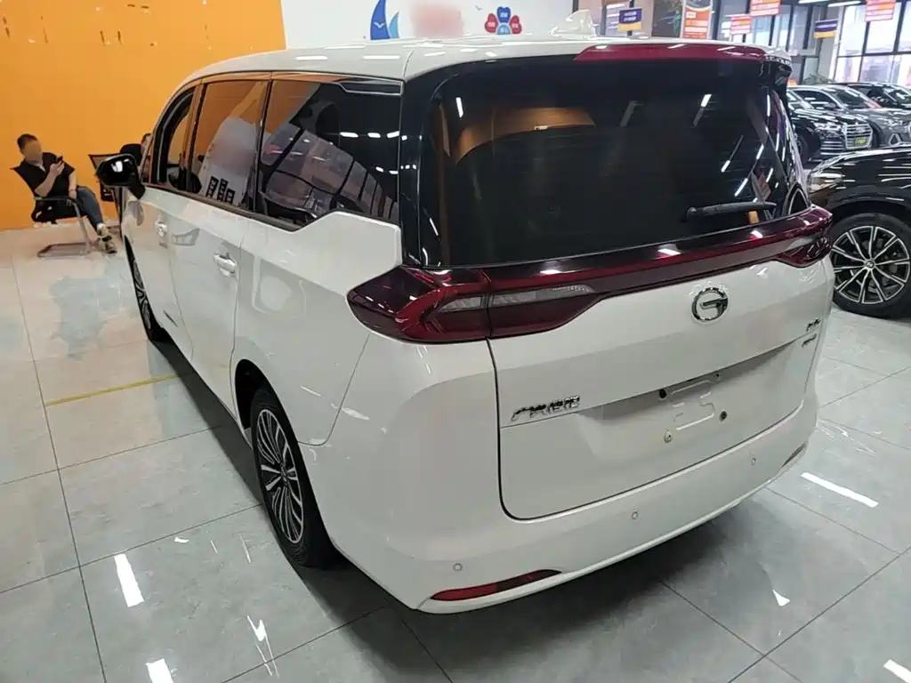 GAC Motor Trumpchi M6 2021 — фото 5