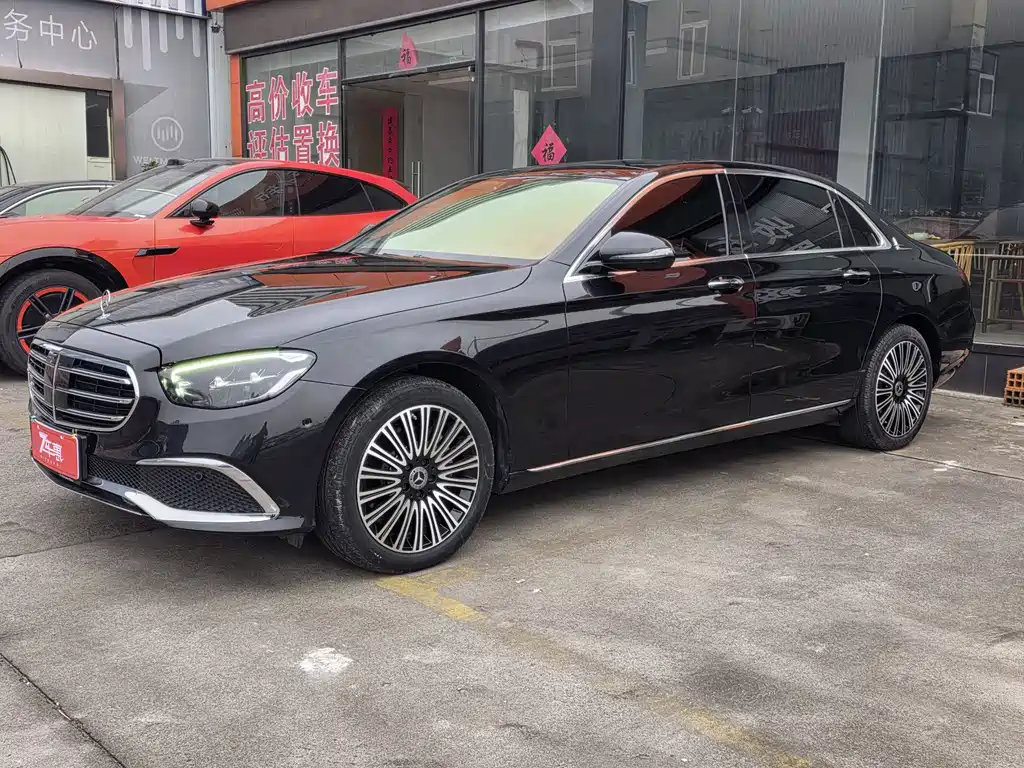Mercedes-Benz E-Class 2023 — фото 1