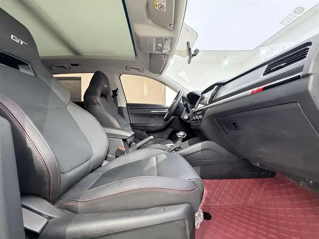 Skoda Kamiq 2022 — фото 9