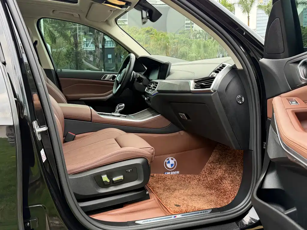 BMW X5 2019 — фото 10