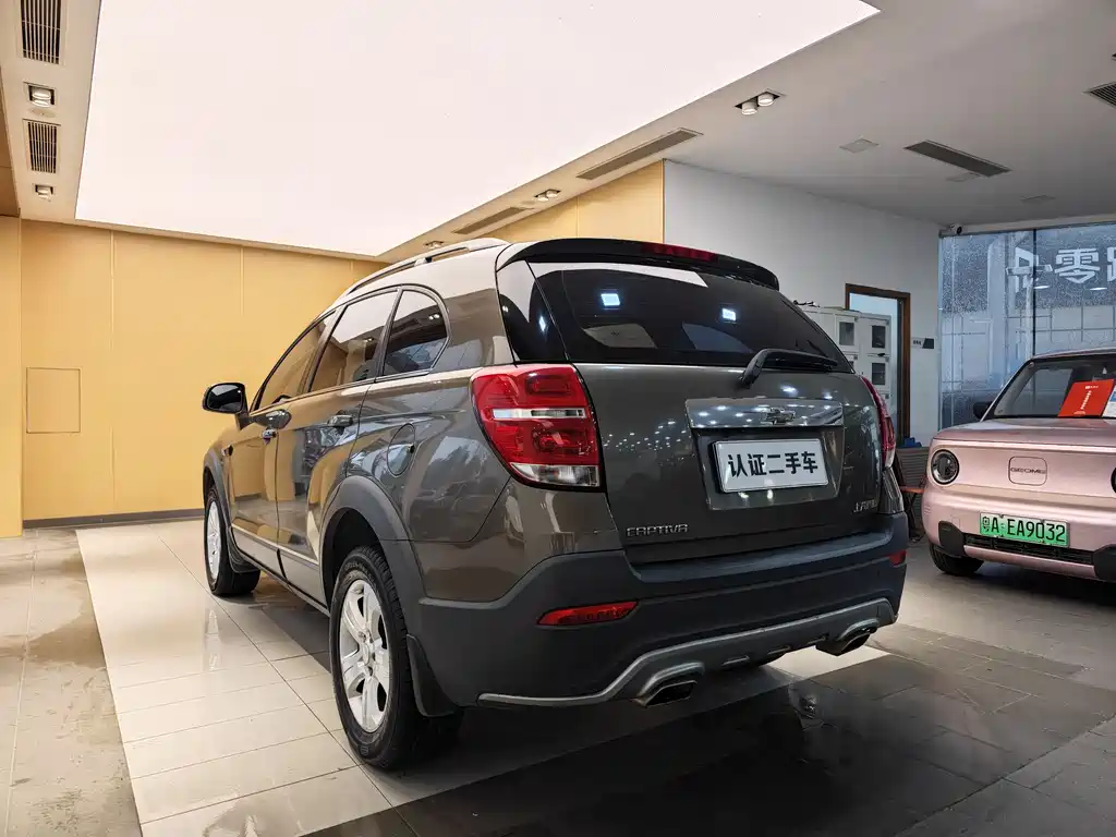 Chevrolet Captiva 2017 — фото 23