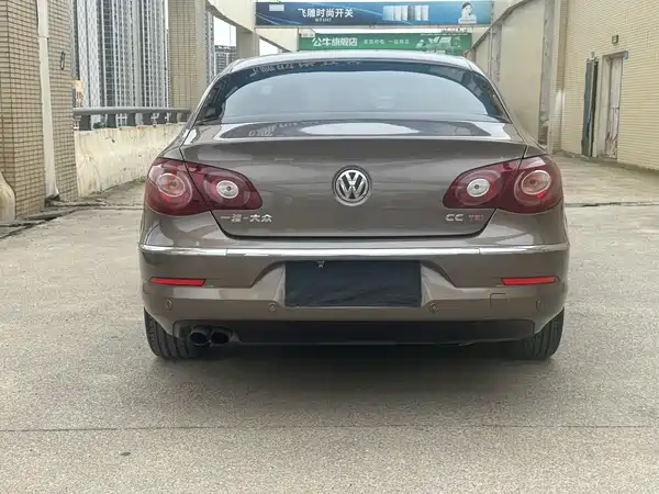 Volkswagen CC 2011