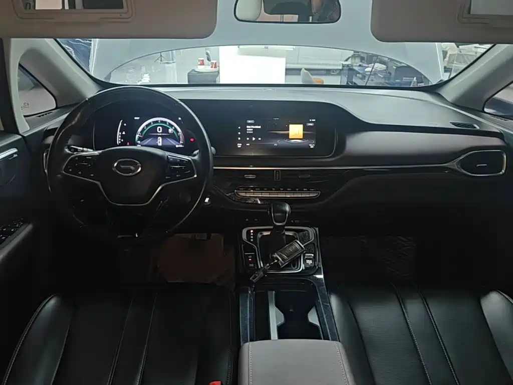 GAC Trumpchi M6 2023 — фото 10