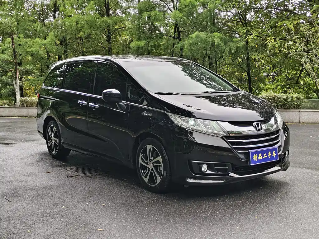 Honda Odyssey 2017 — фото 3