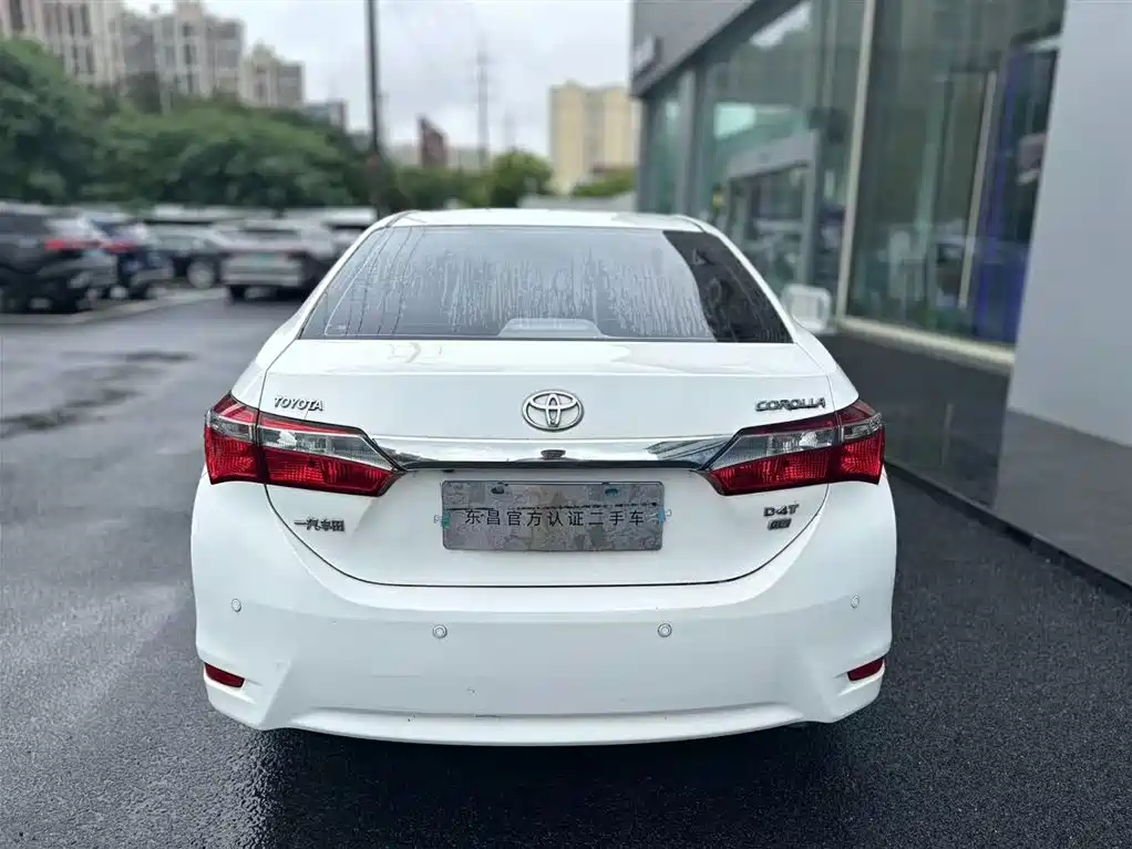 Toyota Corolla 2018 — фото 8