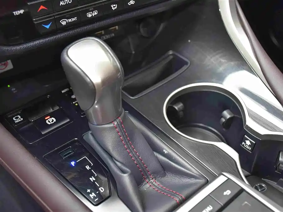 Lexus RX 2020 — фото 13