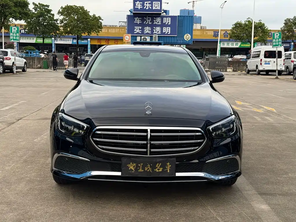 Mercedes-Benz E-Class 2022