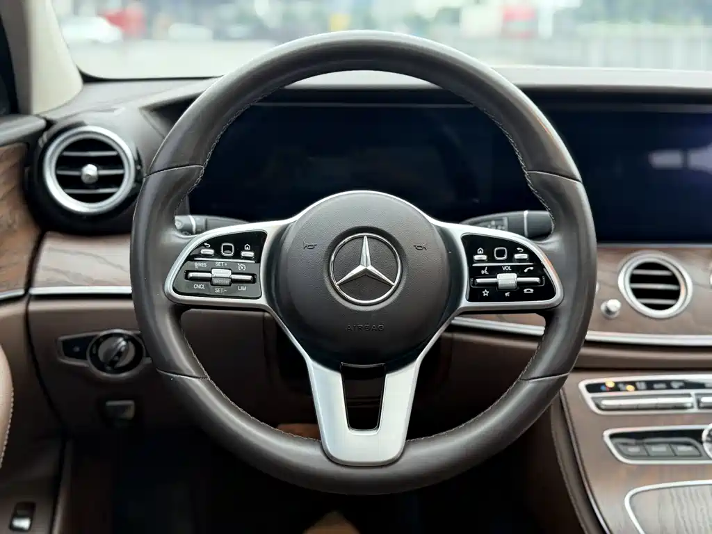 Mercedes-Benz E-Class 2019