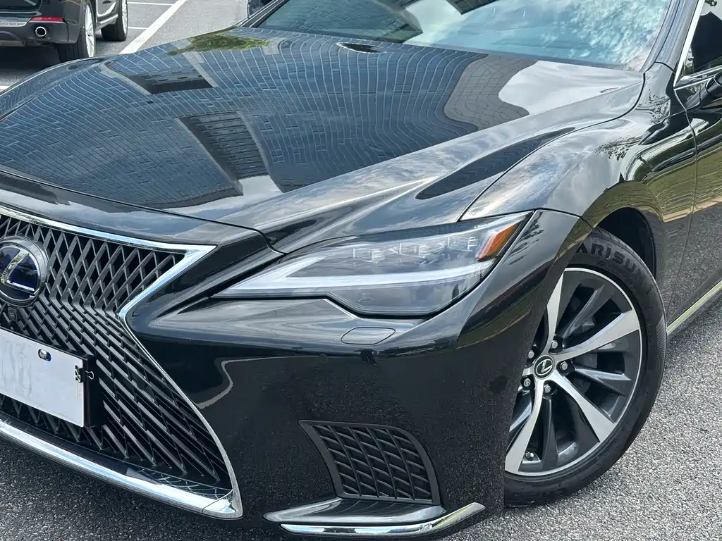 Lexus LS 2021 — фото 4