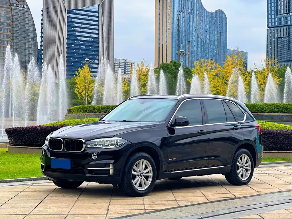 BMW X5 2017 — фото 1