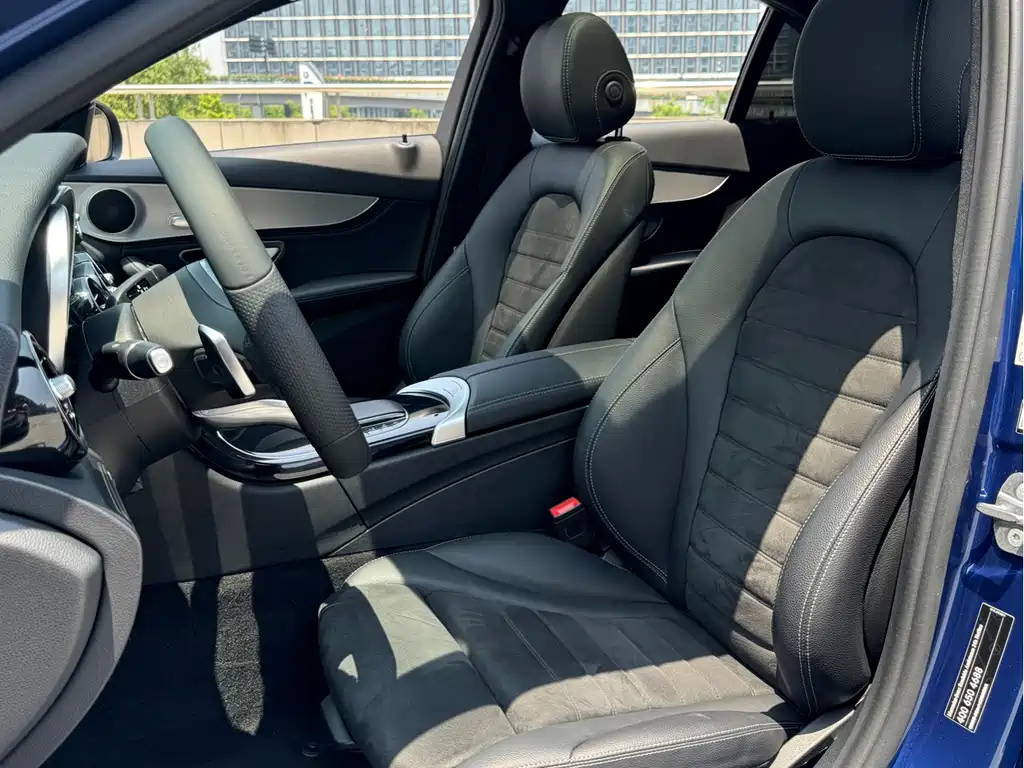 Mercedes-Benz C-Class 2019 — фото 5