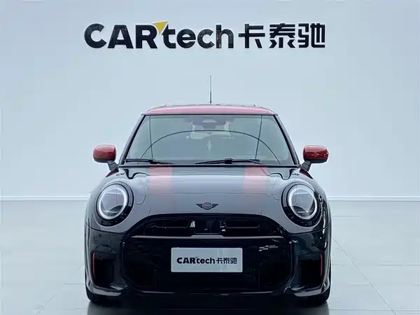 MINI JCW 2025