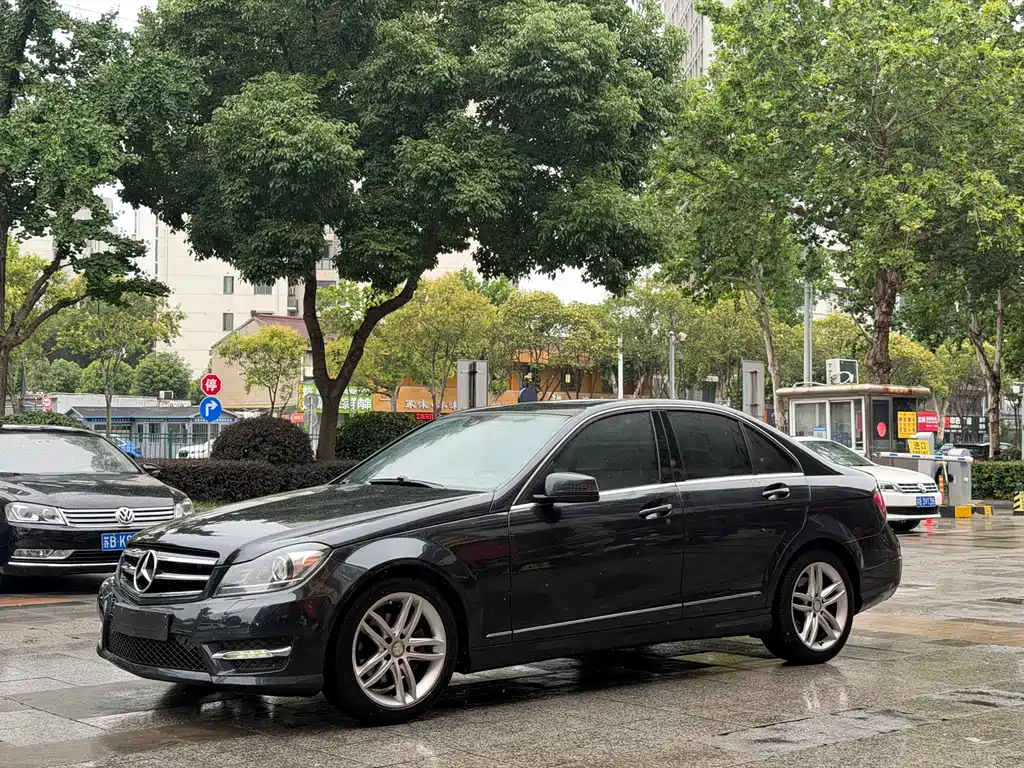 Mercedes-Benz C-Class 2014 — фото 2