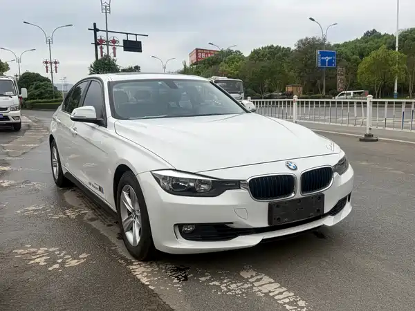 BMW 3 Series 2015