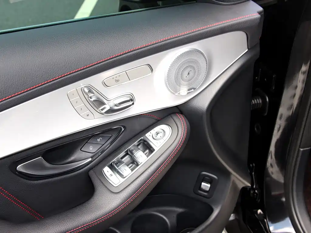 Mercedes-Benz GLC AMG 2020 — фото 6